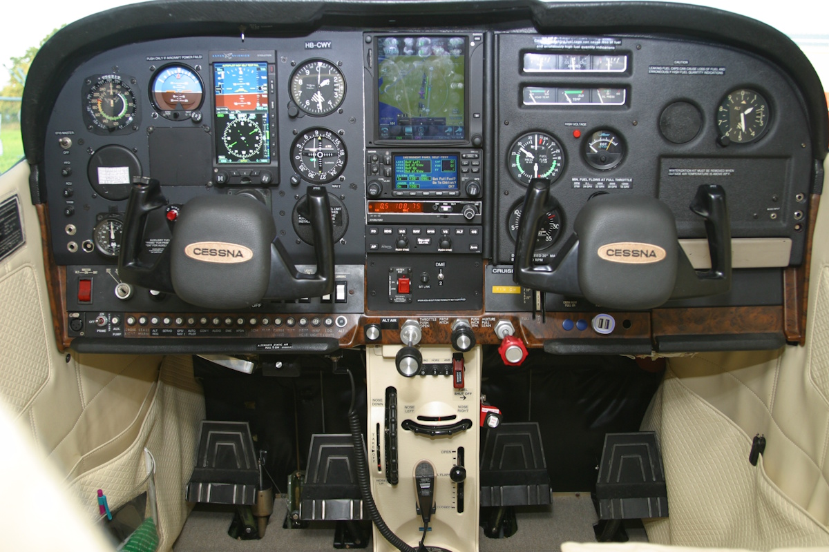Cocpit